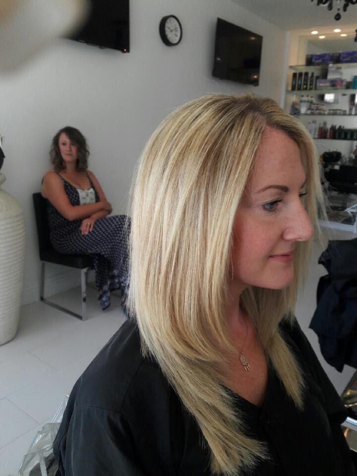 blow dry hair plus