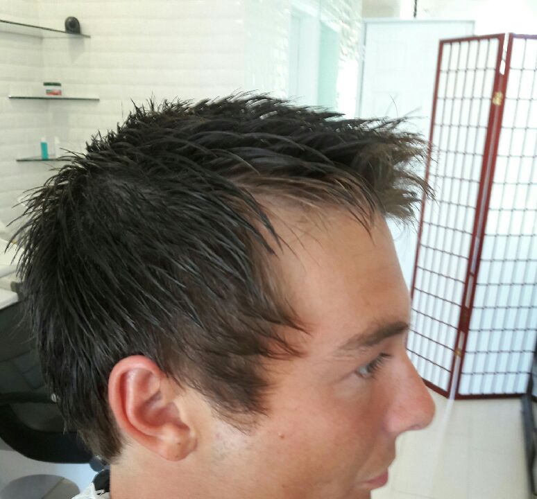 blow- dry- hair plus-