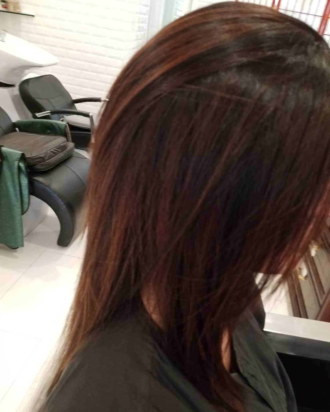 blow- dry- hair plus-