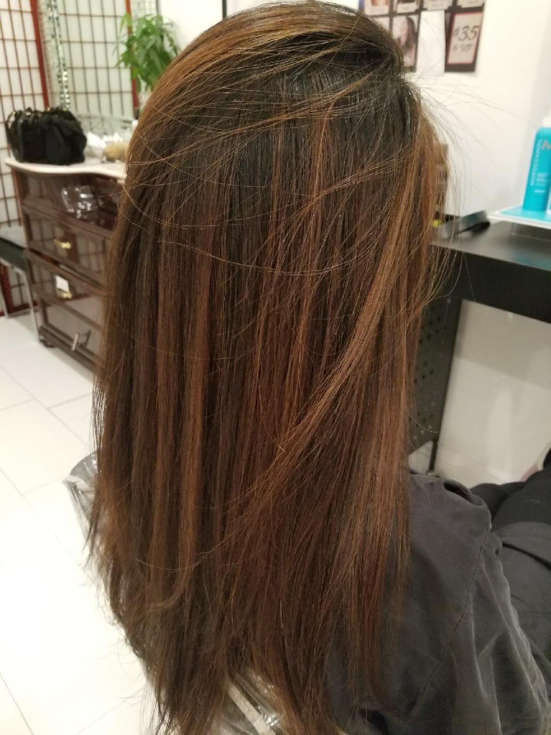blow- dry- hair plus-