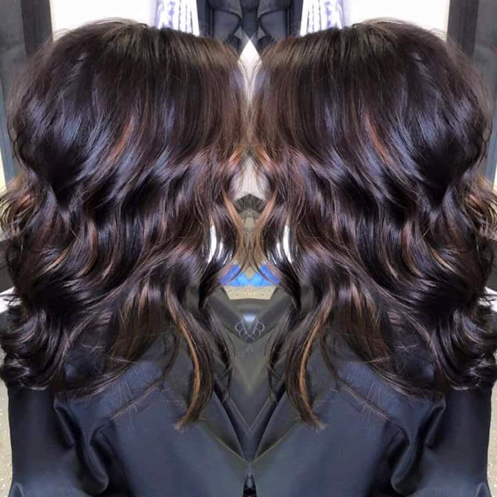 blow- dry- hair plus-